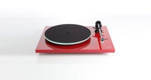 Rega Planar 2 Plattenspieler
