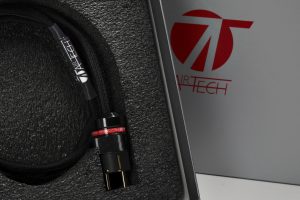 Airtech OMEGA2-SERIE Stromkabel