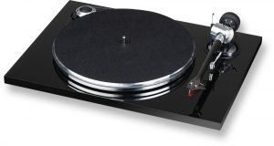 EAT Prelude (inkl. Haube und Ortofon 2M Red) Plattenspieler