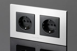 GigaWatt SCHUKO Wall Socket G-044
