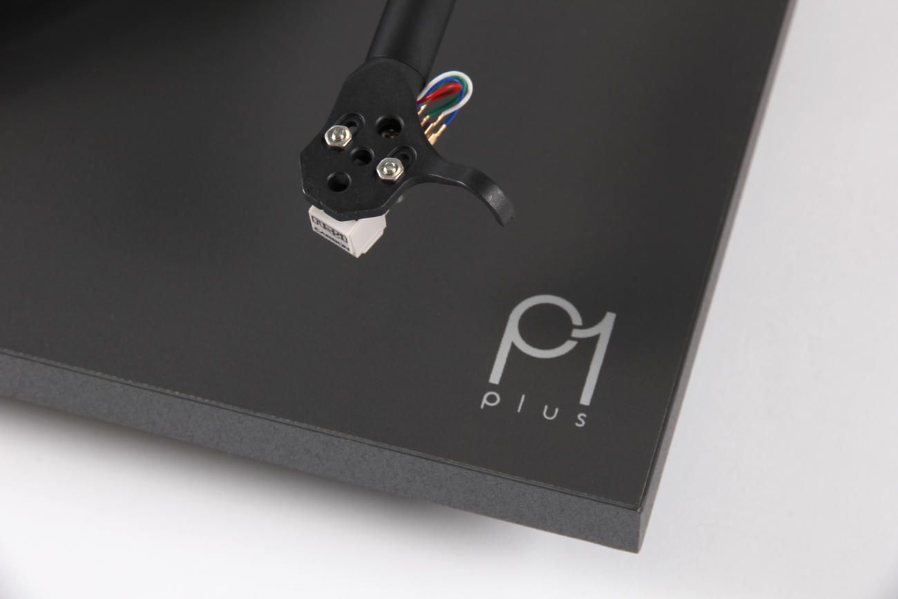 Rega Planar 1 Plus Plattenspieler – Bild 6